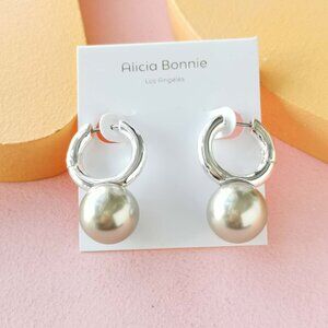 Alicia Bonnie - Everly silver pearl Silver Earrings - NEW